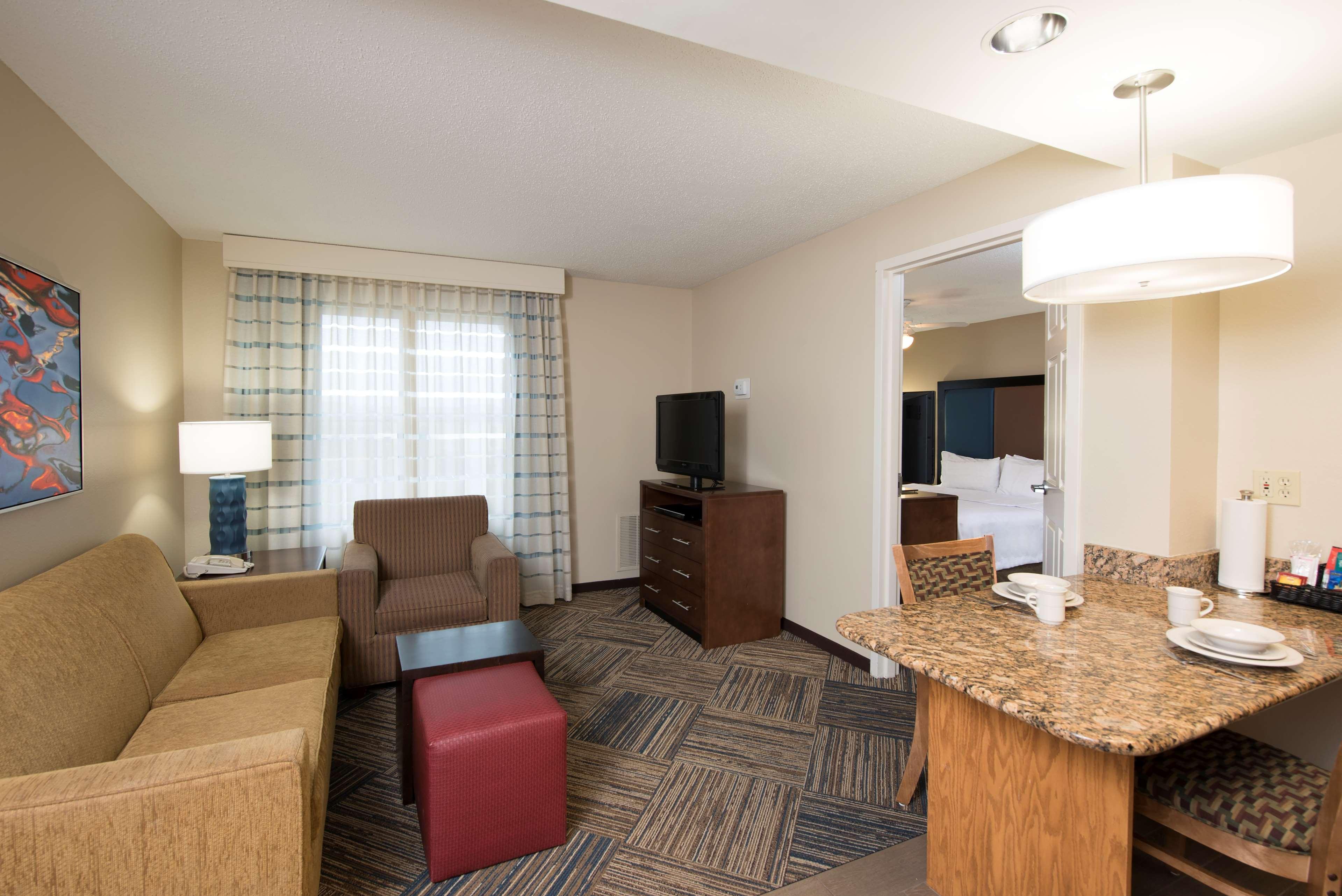 โฮมวูด สวีท บาย ฮิลตัน โคลัมบัส แอร์พอร์ต Hotel ภายนอก รูปภาพ