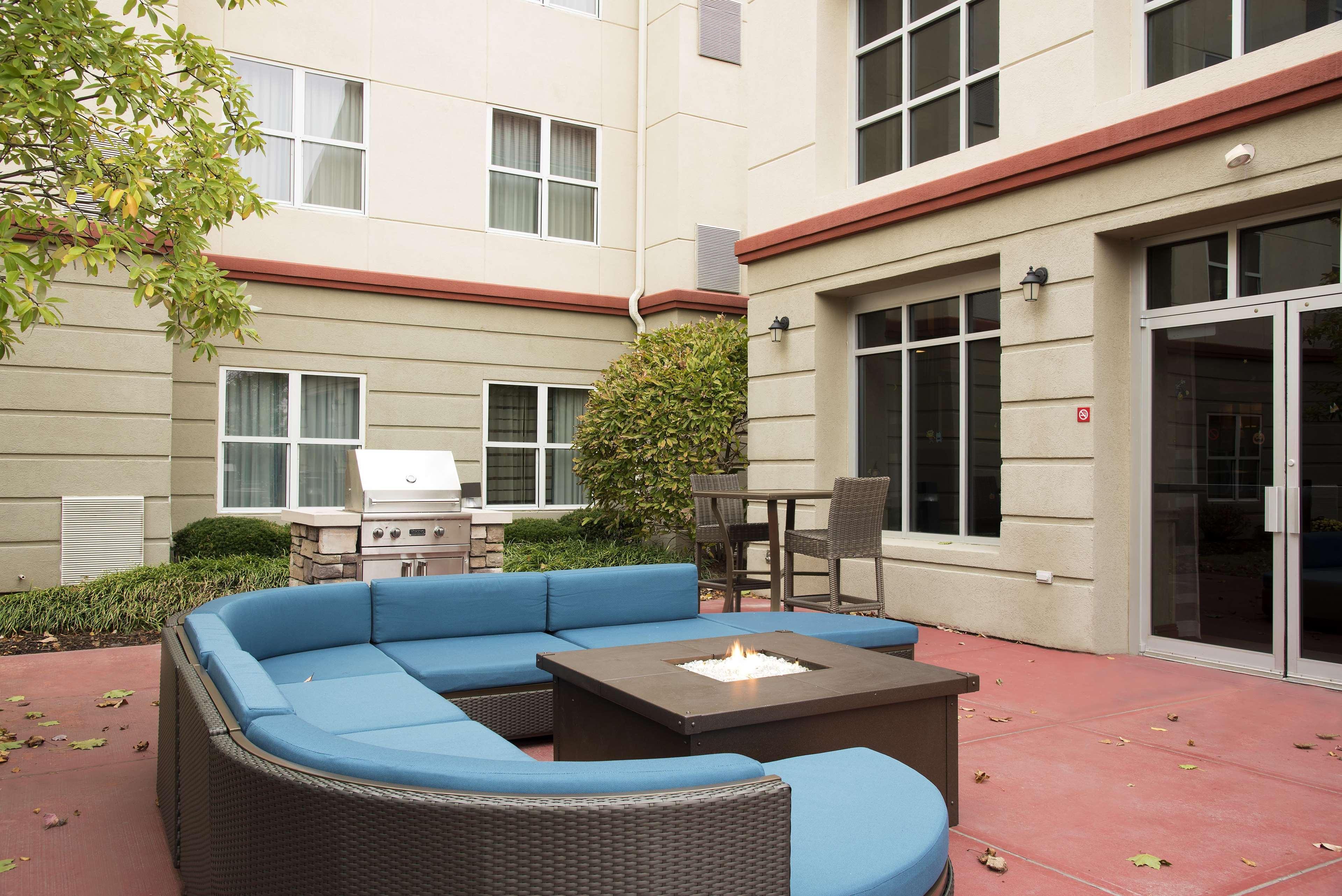 โฮมวูด สวีท บาย ฮิลตัน โคลัมบัส แอร์พอร์ต Hotel ภายนอก รูปภาพ