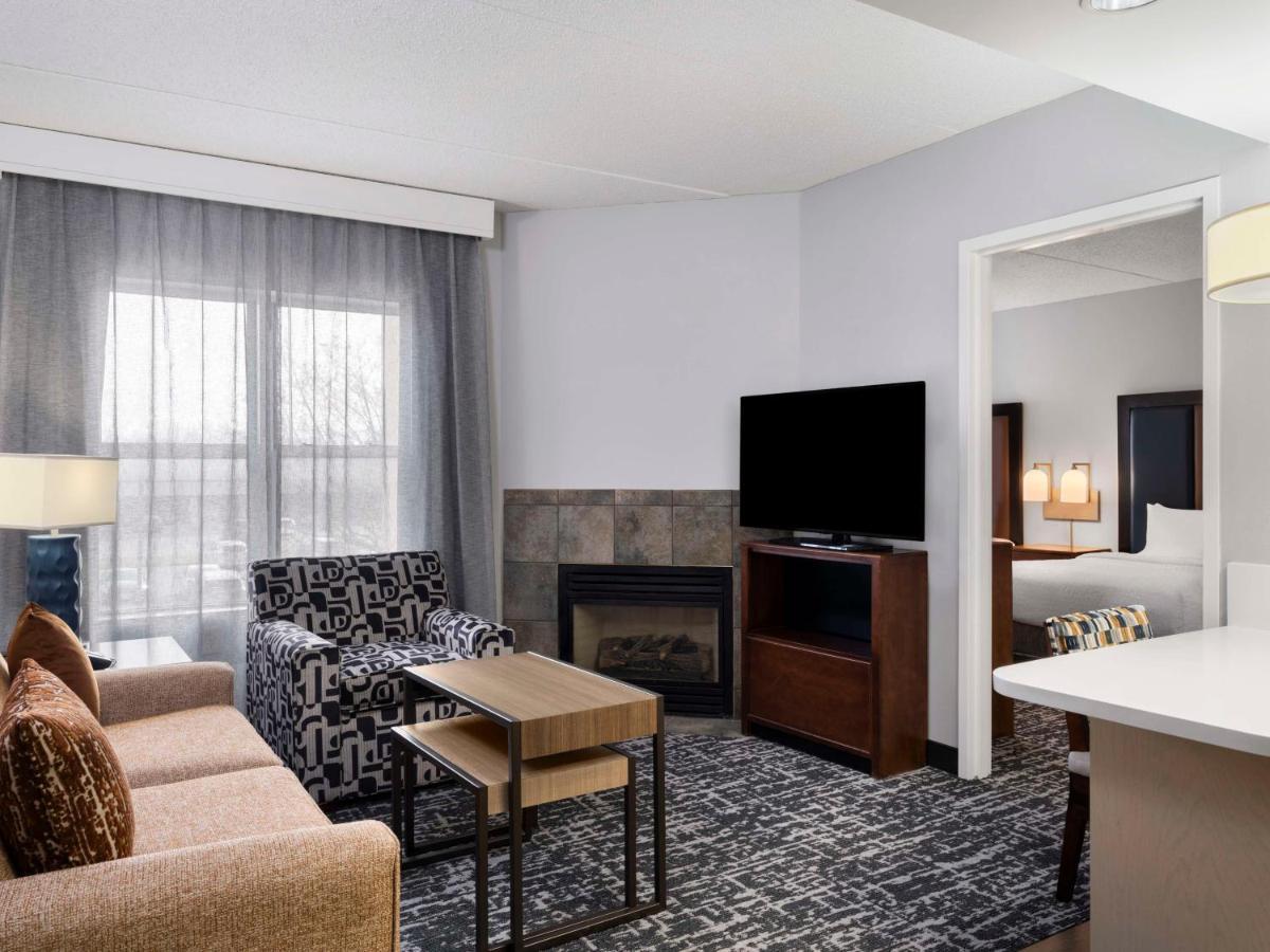 โฮมวูด สวีท บาย ฮิลตัน โคลัมบัส แอร์พอร์ต Hotel ภายนอก รูปภาพ