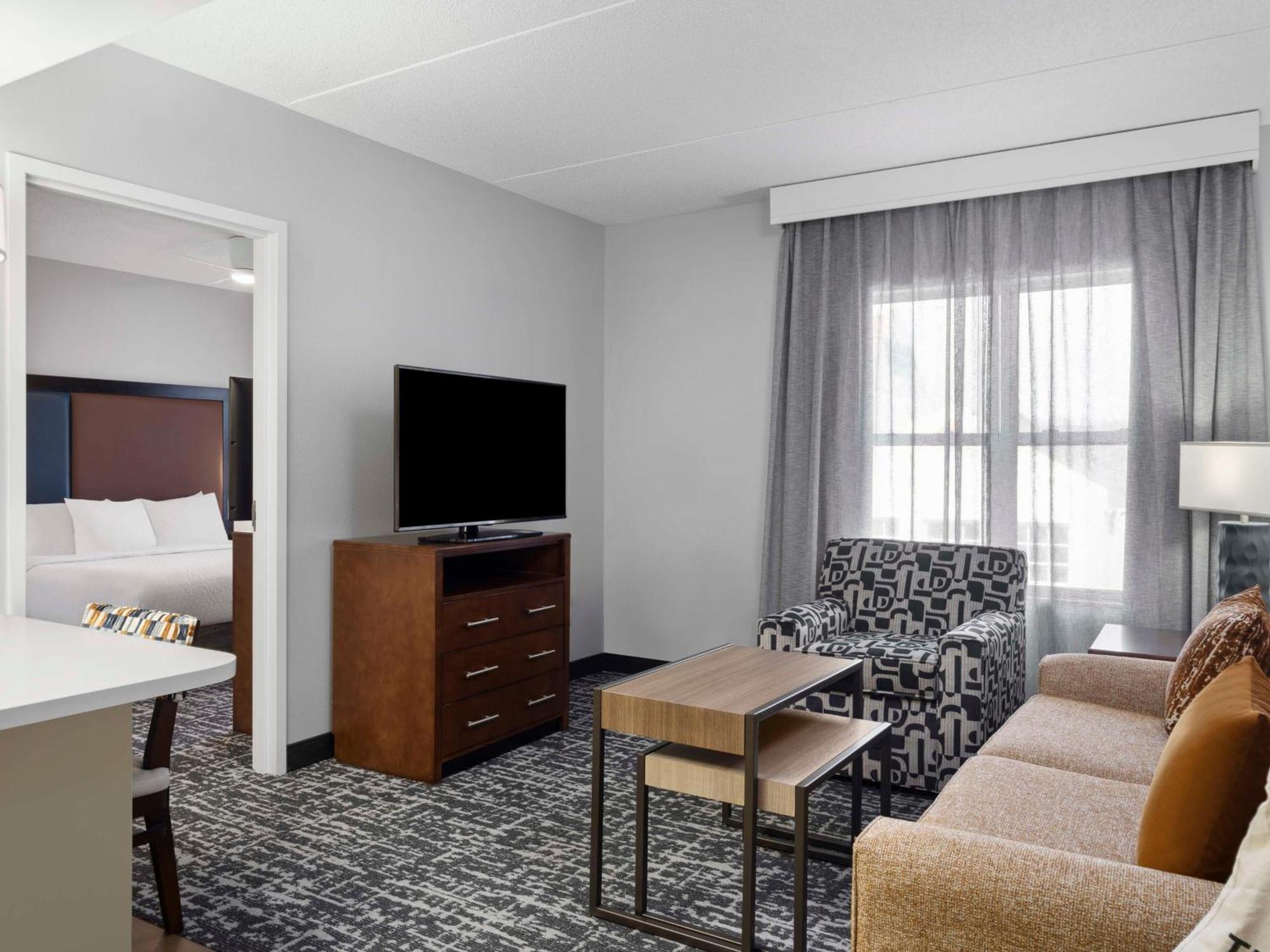 โฮมวูด สวีท บาย ฮิลตัน โคลัมบัส แอร์พอร์ต Hotel ภายนอก รูปภาพ