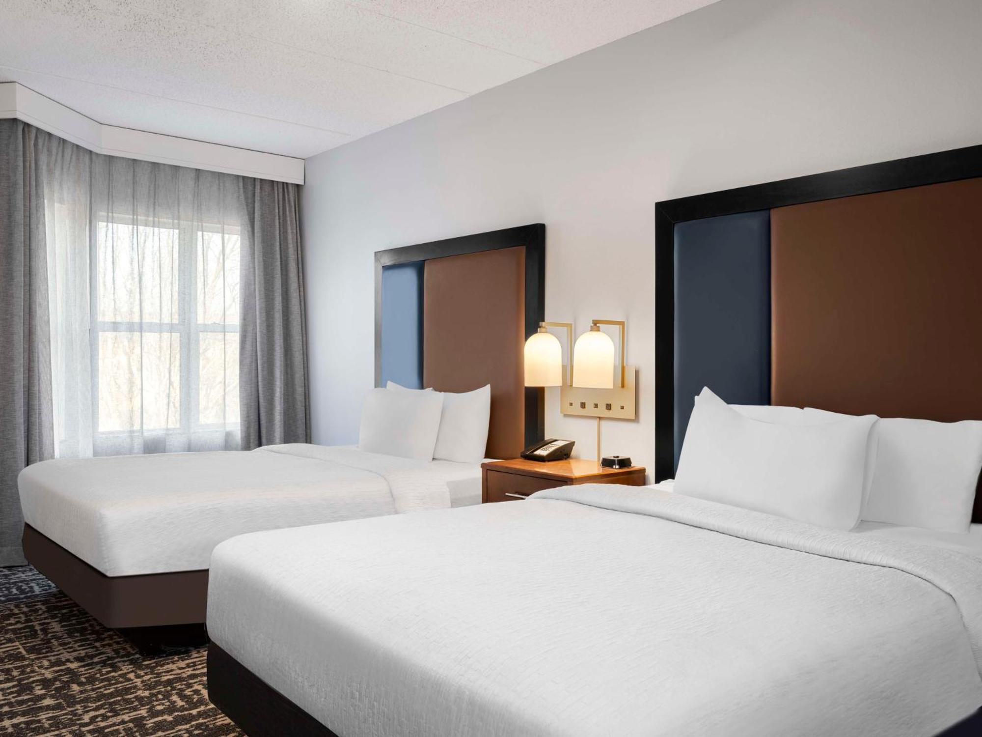 โฮมวูด สวีท บาย ฮิลตัน โคลัมบัส แอร์พอร์ต Hotel ภายนอก รูปภาพ