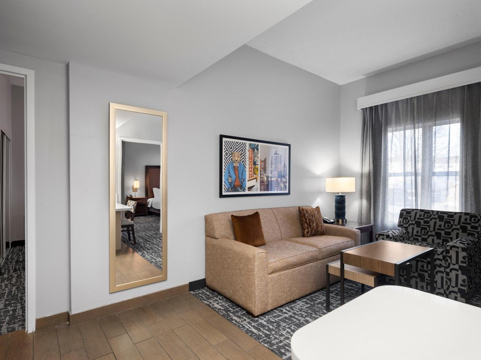โฮมวูด สวีท บาย ฮิลตัน โคลัมบัส แอร์พอร์ต Hotel ภายนอก รูปภาพ