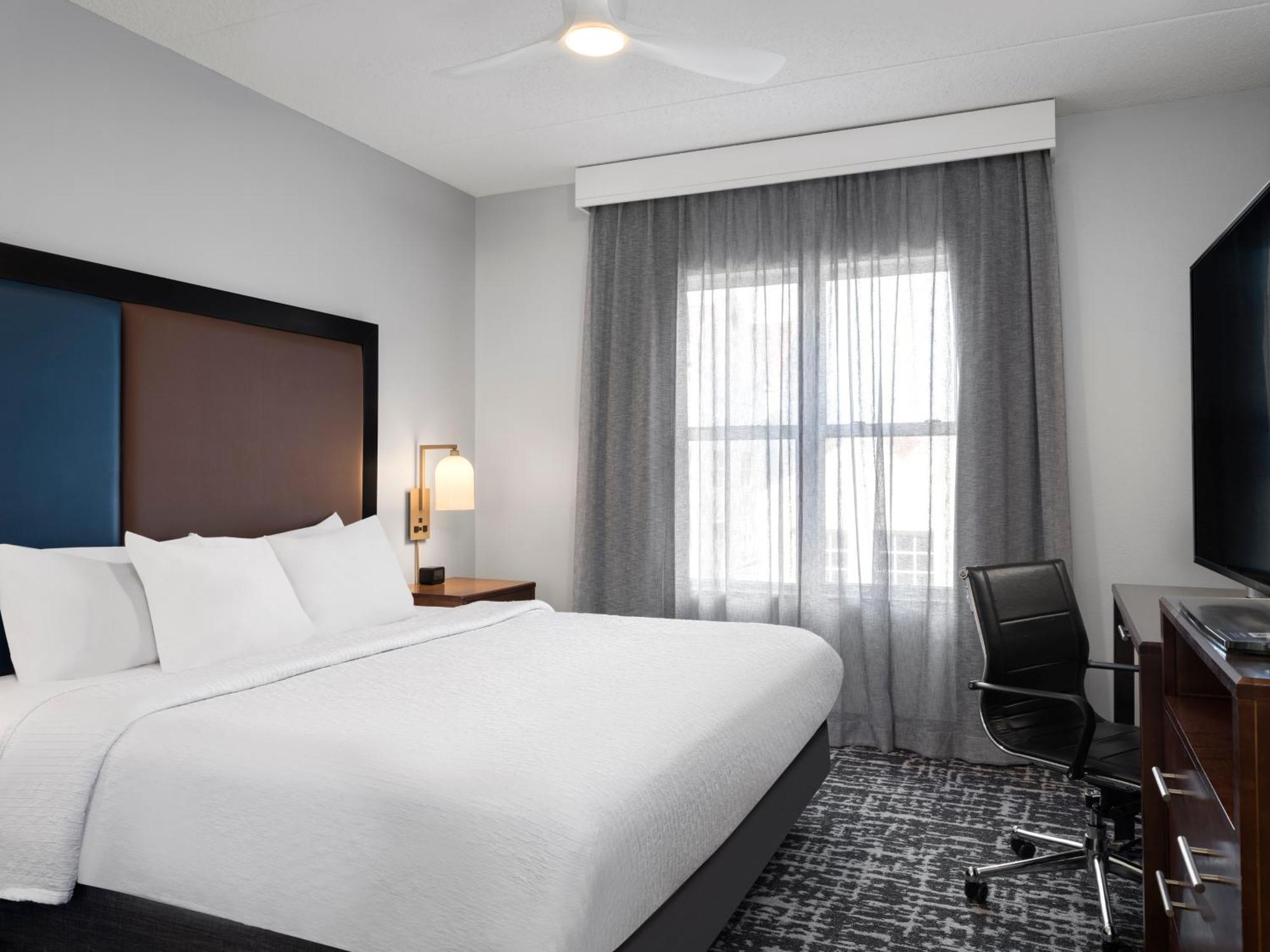 โฮมวูด สวีท บาย ฮิลตัน โคลัมบัส แอร์พอร์ต Hotel ภายนอก รูปภาพ